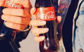 Coca-Cola запроваджує скляні пляшки для всіх напоїв - Новини. Останні новини України та світу. Bignews.ua